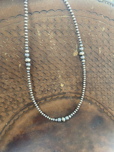 Corrugated Bead Choker