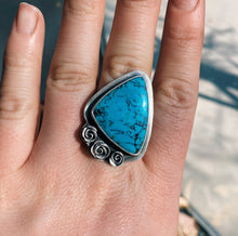 Load image into Gallery viewer, Kingman Statement Ring - Size 10.5